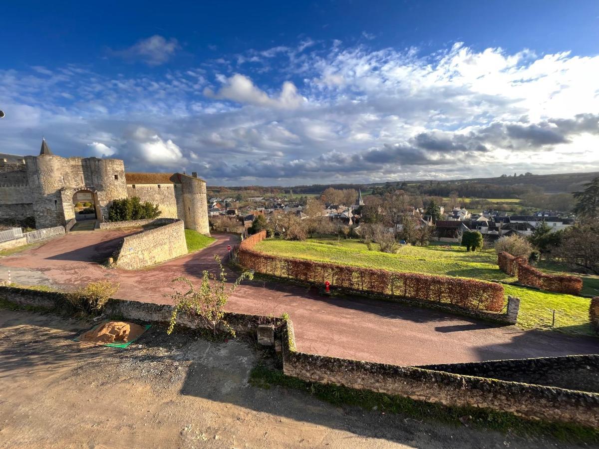 Maisons D'Hotes Du Chateau Au Grand Pressigny Le Grand-Pressigny Exterior foto